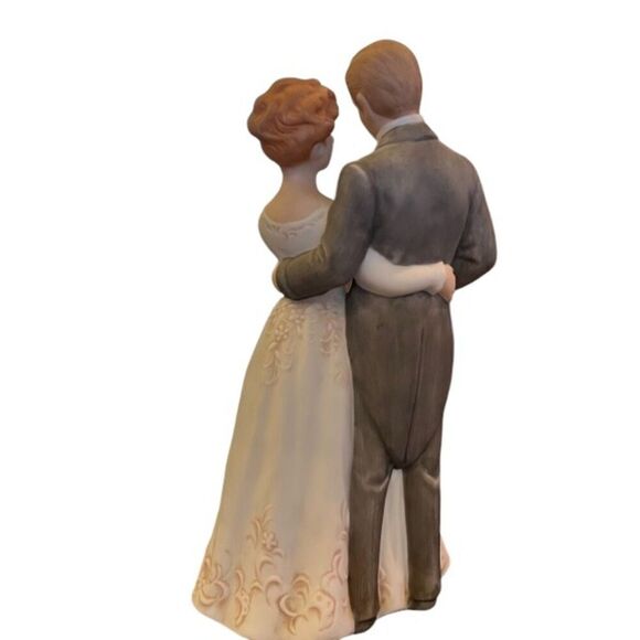 Enesco 1982 "On the Day We Were Wed" Bride and Groom figurine - Picture 3 of 7